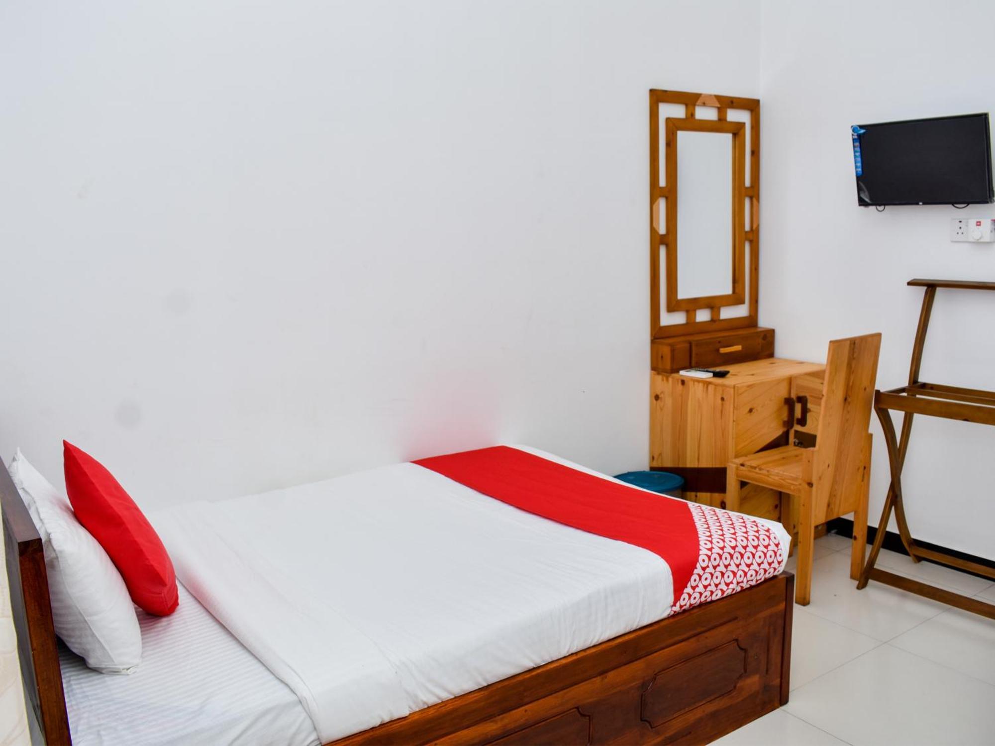 Mallika Resort تريكونامالاي الغرفة الصورة